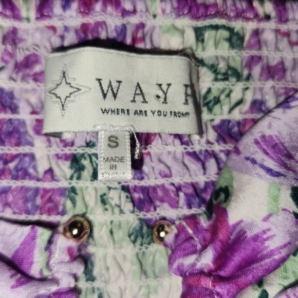 WAYF Puffed Sleeves Floral Satin Crop‎ Top Size Small - Picture 10 of 14